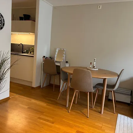 Apartment Cozy Flat With Balcony Bergen